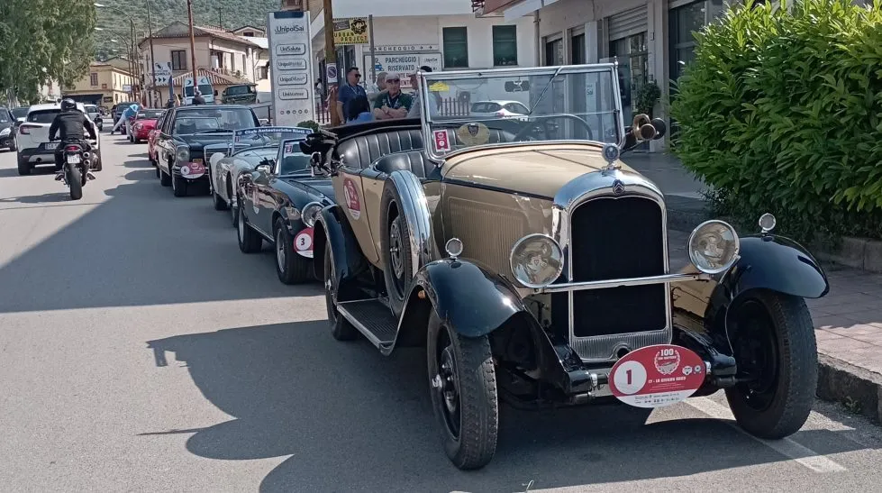 A PIANA DI MONTEVERNA TORNANO LE AUTO D’EPOCA