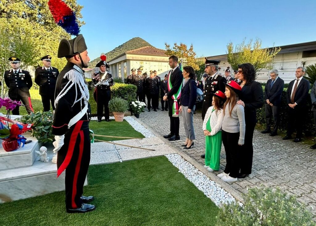 PIANA DI MONTE VERNA, COMMEMORAZIONE DEL SESTO ANNIVERSARIO DELLA SCOMPARSA DEL BRIG. DELL’ARMA DEI CARABINIERI M.O.V.C. EMANUELE REALI
