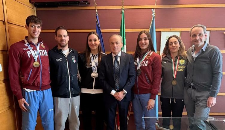 NUOTO , LA PROVINCIA CELEBRA I SUCCESSI DELLA SOCIETA’ DI NUOTO TIME LIMIT