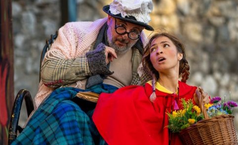 CAPUA, DOPODOMANI AL RICCIARDI ”CAPPUCCETTO ROSSO”