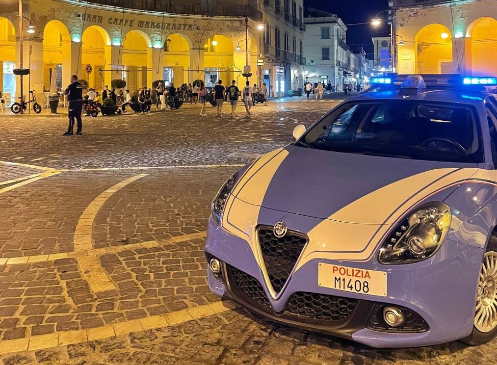 CASERTA, AGGRESSIONE A SCOPO DI RAPINA. 3 MINORENNI IN MANETTE