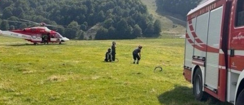 CASTEL DI SASSO, DUE ESCURSIONISTI IN BICI SMARRITI NEI BOSCHI, SOCCORRITORI IN AZIONE