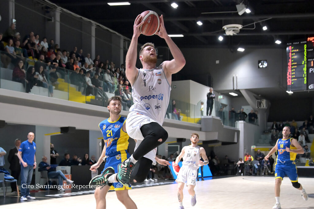 CASERTA, AL PALA PICCOLO ARRIVA LA COSTA IMOLA. IL COACH LARDO ”CI VUOLE UNA PARTITA TOSTA, CONCENTRATA E ATTENTA”