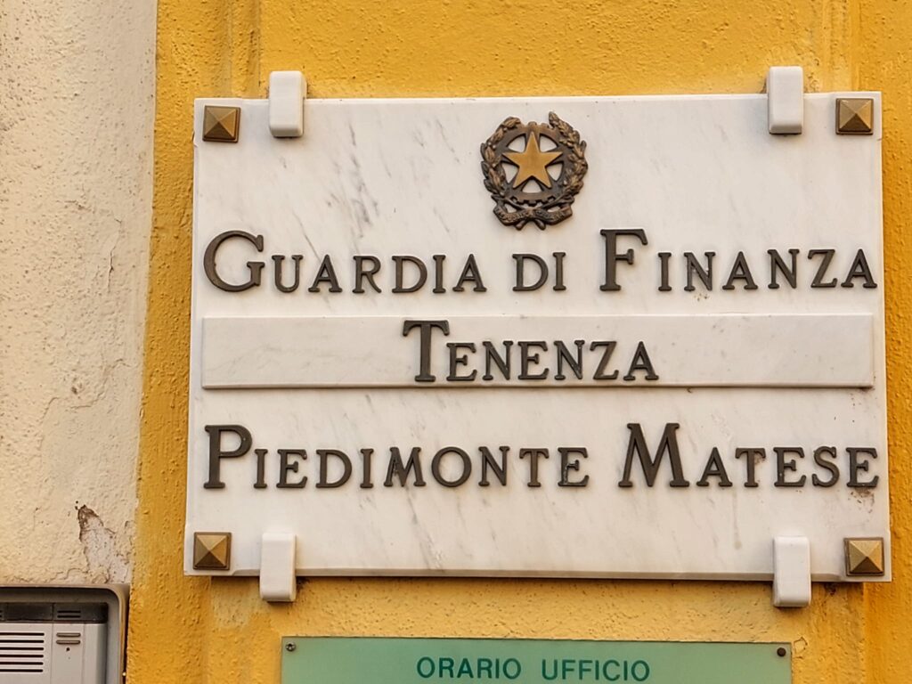 CONTROLLI SERRATI DELLA GUARDIA DI FINANZA: 36ENNE DENUNCIATO A GIOIA SANNITICA