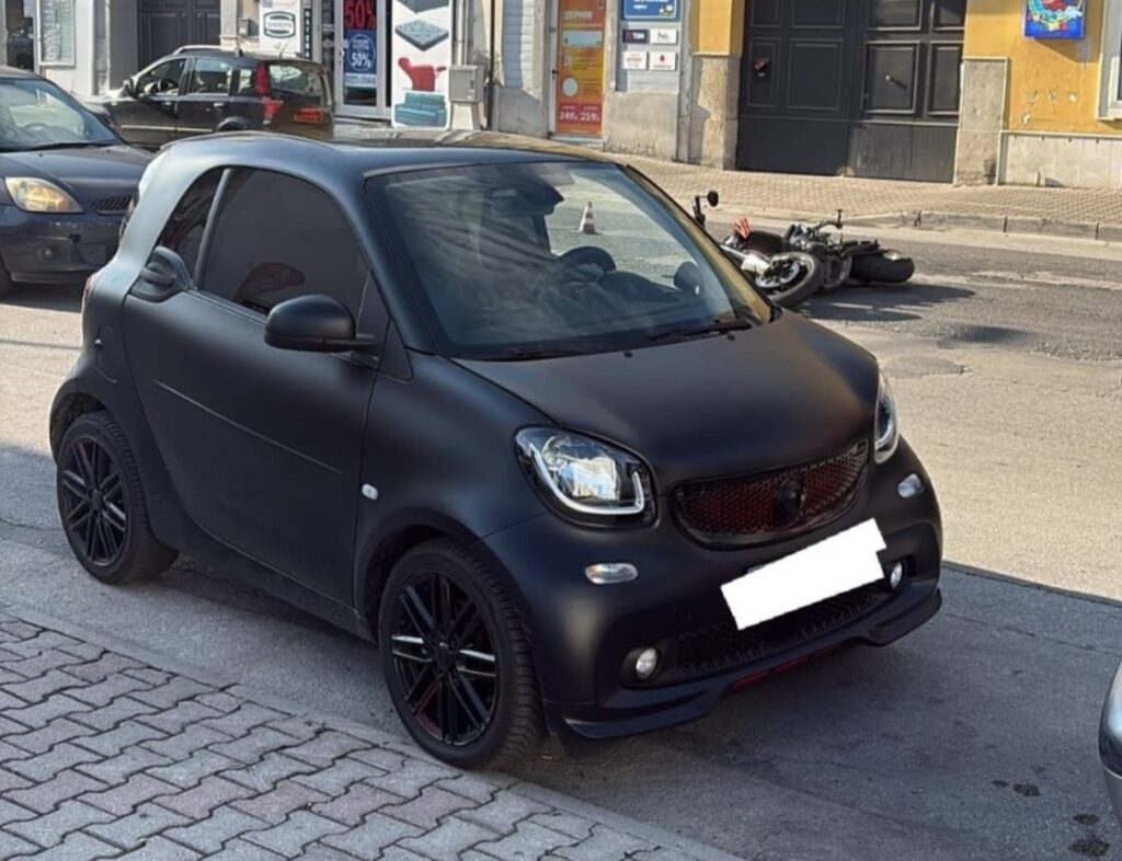 CASAGIOVE, SCONTRO AUTO-MOTO, DUE FERITI IN OSPEDALE