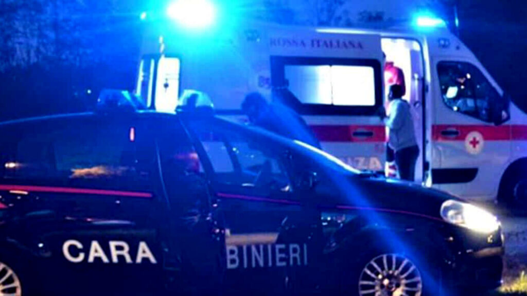 INCIDENTE NELLA NOTTE SULLA DOMIZIANA: FERITI DUE GIOVANI IN MOTO, POLEMICHE PER IL RITARDO DEL MEDICO