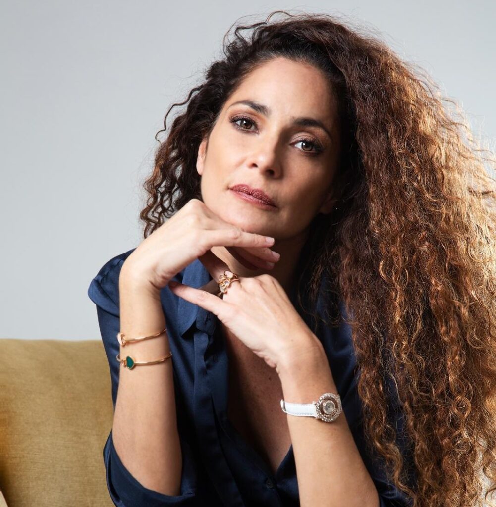“FALCIANO TEATRO 2026.” IL 4 LUGLIO ALLE ORE 21 SIMONA CAVALLARI APRE LA STAGIONE TEATRALE