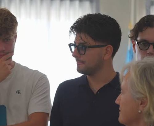 SUCCESSO PER IL PRIMO CINEFORUM A PIEDIMONTE MATESE: “QUASI AMICI” EMOZIONA SOTTO LE STELLE