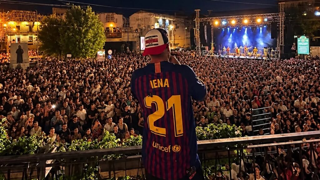VAIRANO SCALO, FOLLA OCEANICA AL CONCERTO DI CLEMENTINO