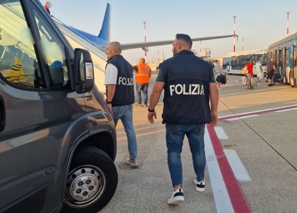 ARRESTATO A TIRANA UN 33ENNE ALBANESE ACCUSATO DI TENTATO OMICIDIO E LESIONI AI DANNI DI UN POLIZIOTTO