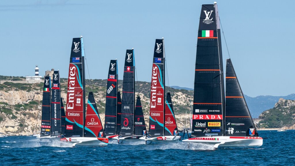 DOMANI A NAPOLI SI PRESENTANO SEMPLIFICAZIONI DOGANALI E AGEVOLAZIONI FISCALI PER AMERICA’S CUP Official Practice Race