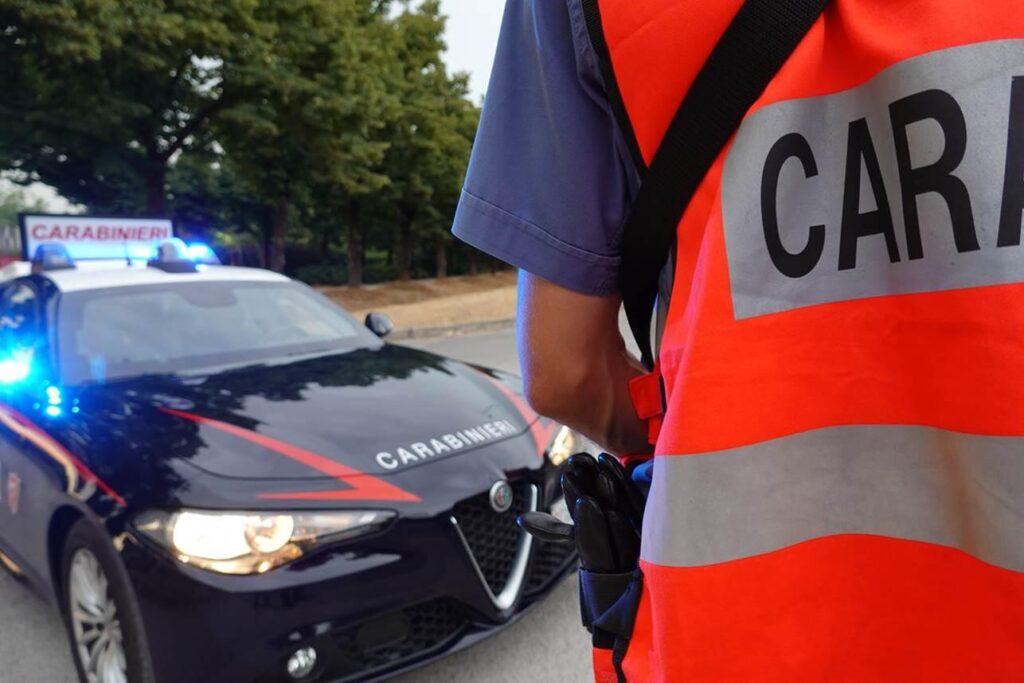 CASAPULLA, CONTROLLI DEI CARABINIERI SULLA SICUREZZA NEI CANTIERI: DUE DENUNCE E SANZIONI PER 11MILA EURO