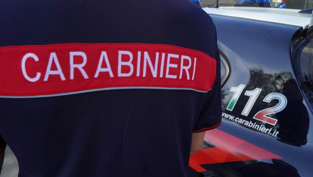 CAPUA, ALLACCIO ABUSIVO ALLA RETE ELETTRICA: TITOLARE DI UNA CAFFETTERIA DENUNCIATO DAI CARABINIERI