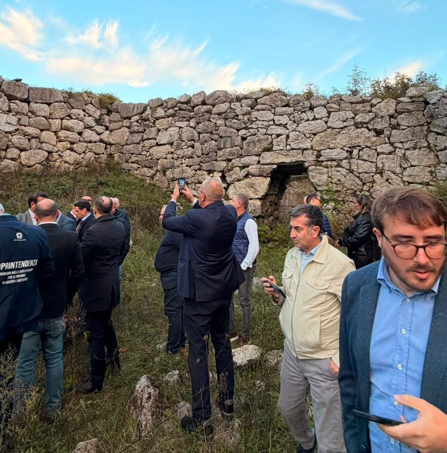 IL SOTTOSEGRETARIO ALLA CULTURA IN VISITA AL SITO ARCHEOLOGICO DI TREBULA. STANGA:”UN PATRIMONIO DA TUTELARE”