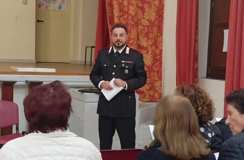 ALVIGNANO, CARABINIERI E PARROCI SCHIERATI CONTRO LE TRUFFE AGLI ANZIANI